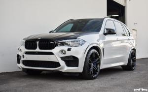 BMW X5 M Mineral White by iND and EAS 2017 года